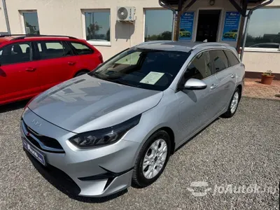 autó főképe