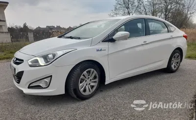 autó főképe