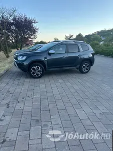 autó főképe
