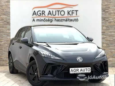 autó főképe