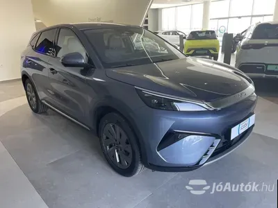 autó főképe