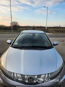autó főképe