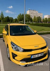 autó főképe