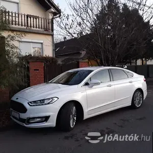 autó főképe