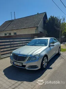autó főképe