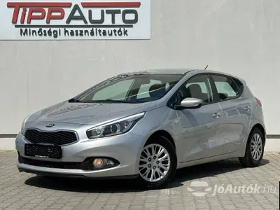 autó főképe