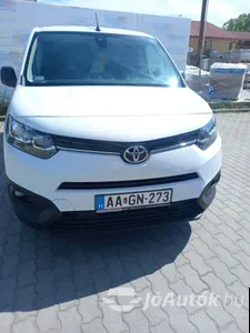autó főképe