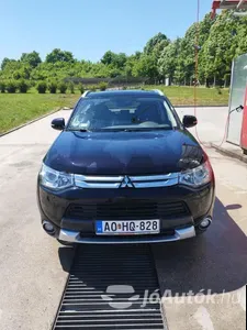 autó főképe