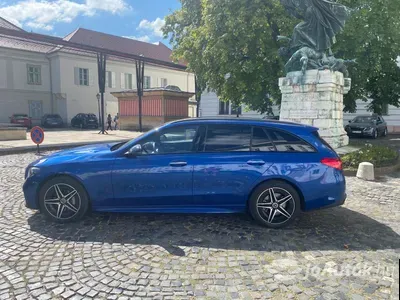 autó főképe