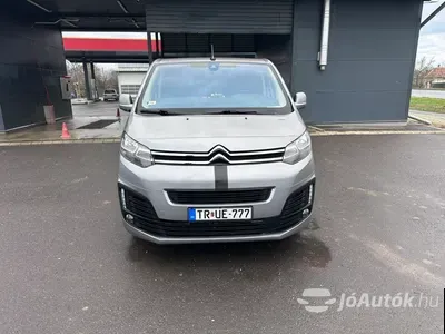 autó főképe