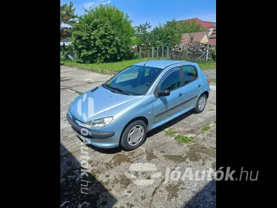 autó főképe