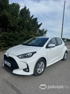autó főképe