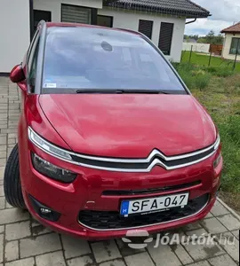 autó főképe
