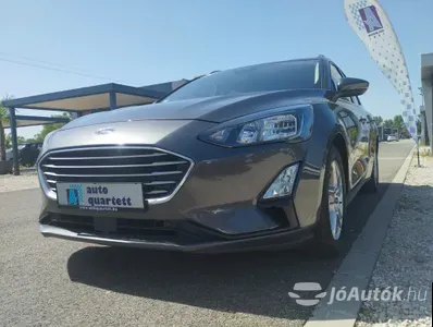 autó főképe