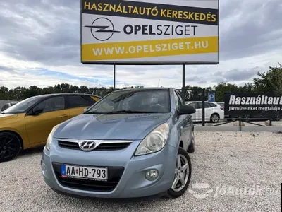 autó főképe