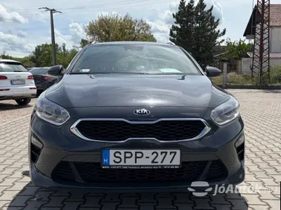 autó főképe