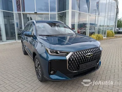 autó főképe