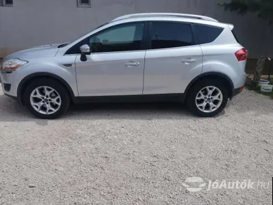 autó főképe