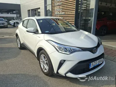 autó főképe