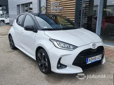 autó főképe