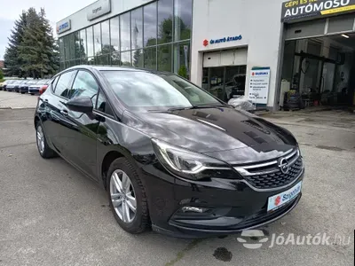 autó főképe
