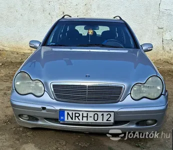 autó főképe