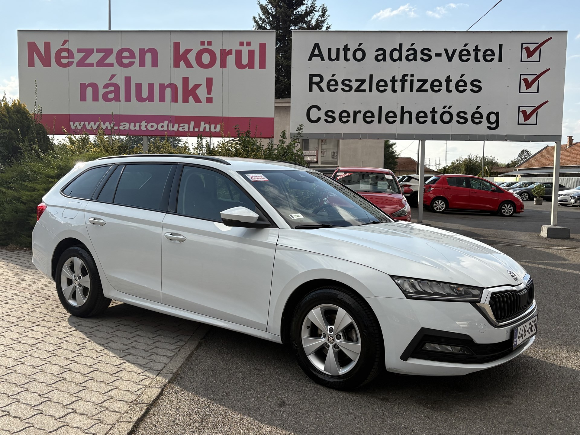 autó főképe