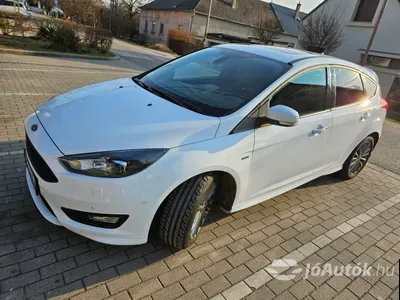 autó főképe