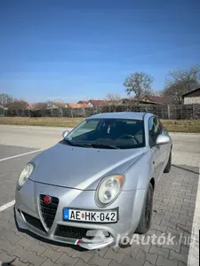 autó főképe