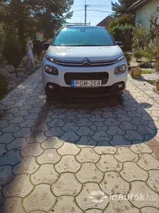 autó főképe