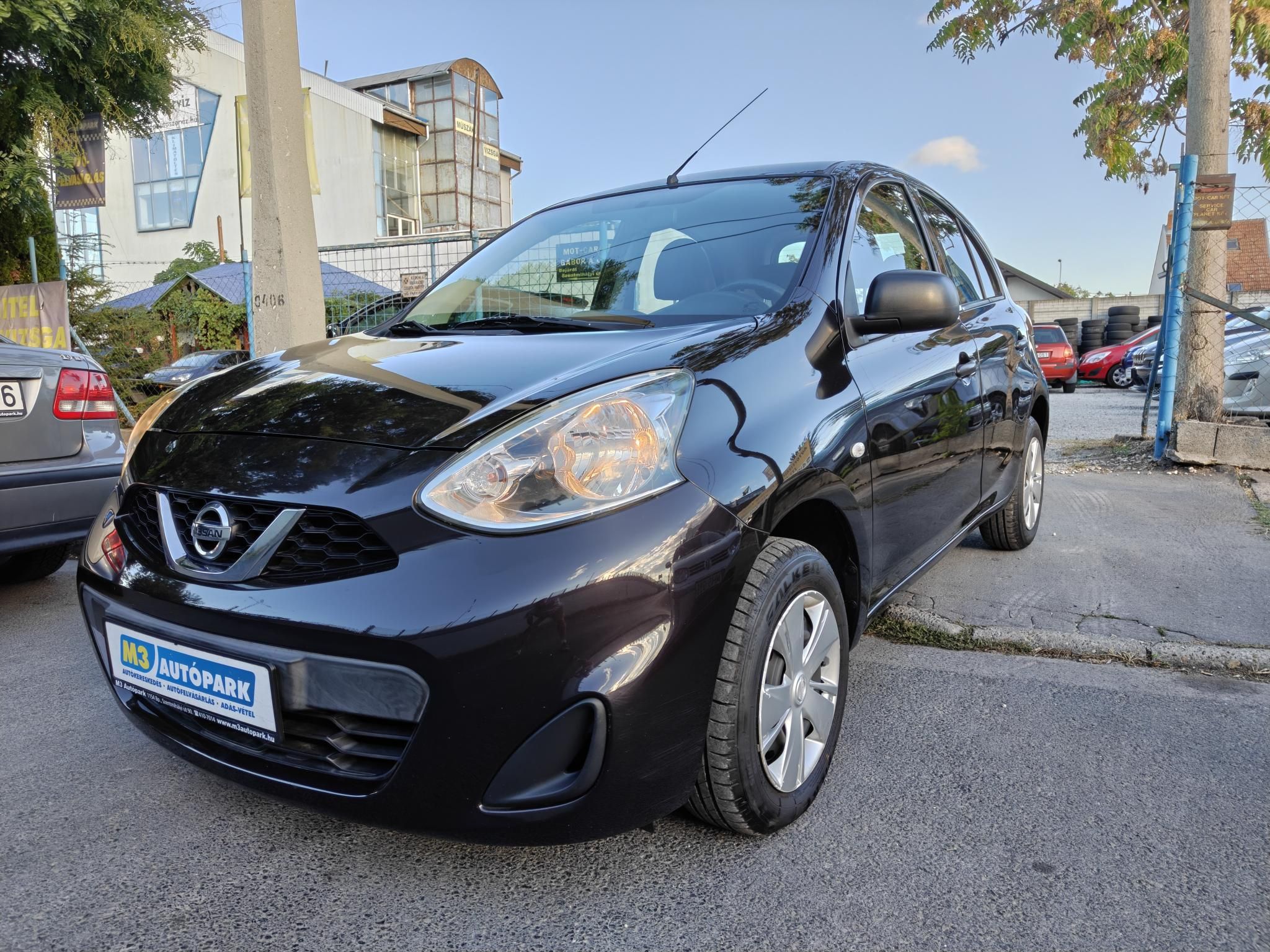autó főképe