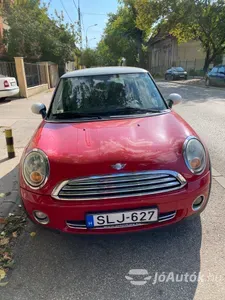 autó főképe