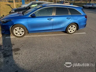 autó főképe