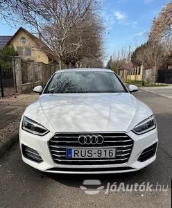 autó főképe