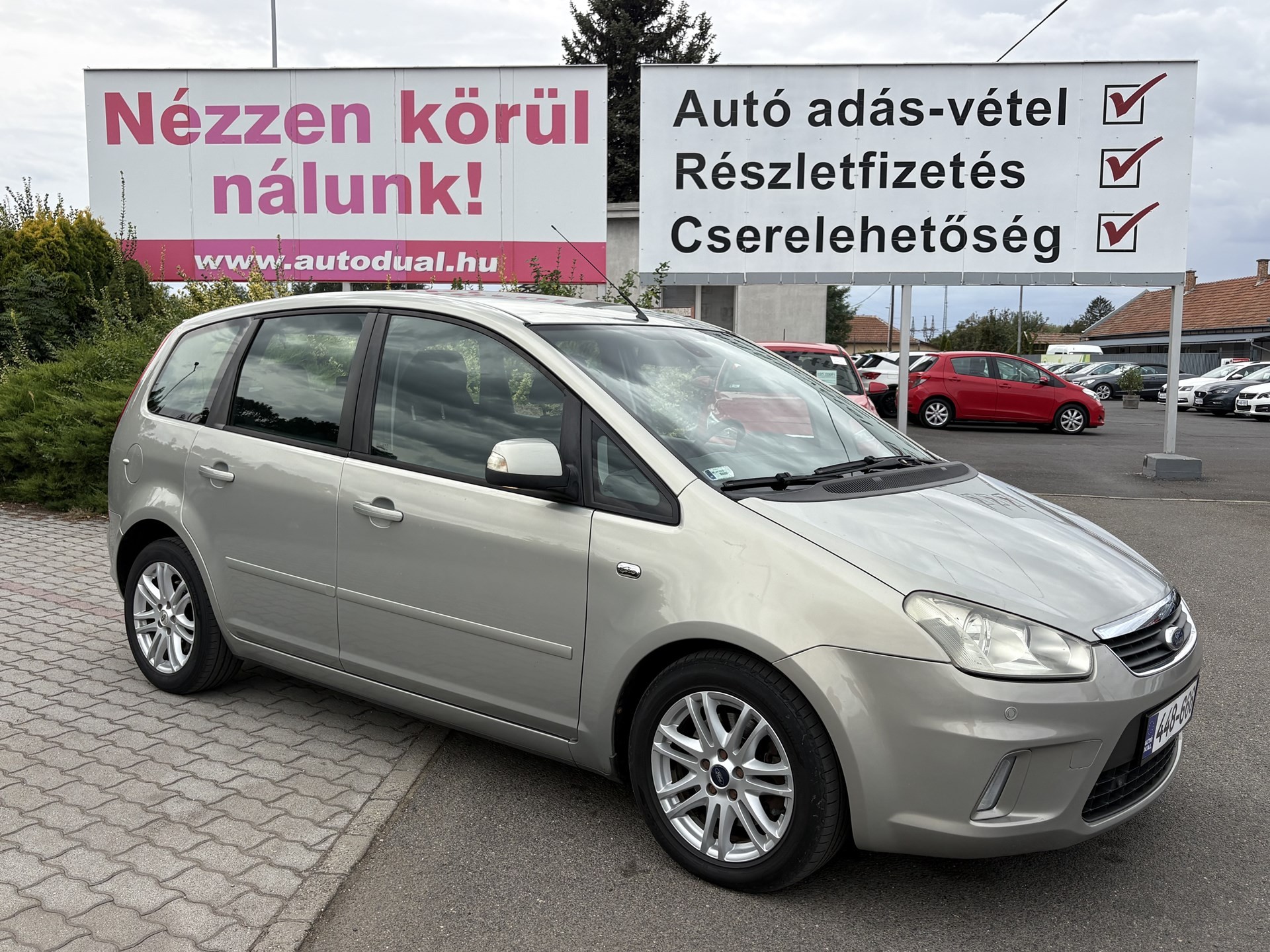 autó főképe