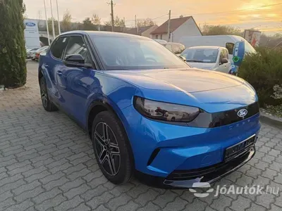 autó főképe