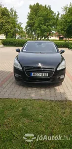 autó főképe