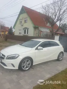 autó főképe