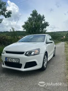 autó főképe