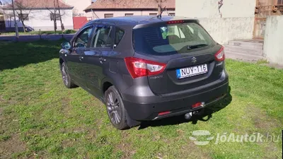autó főképe
