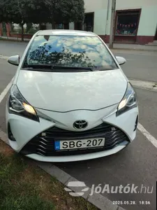 autó főképe