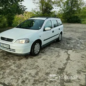 autó főképe