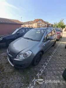 autó főképe