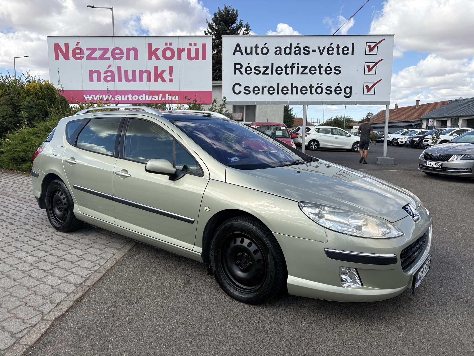 autó főképe