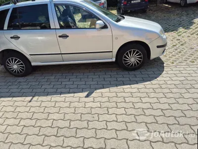 autó főképe