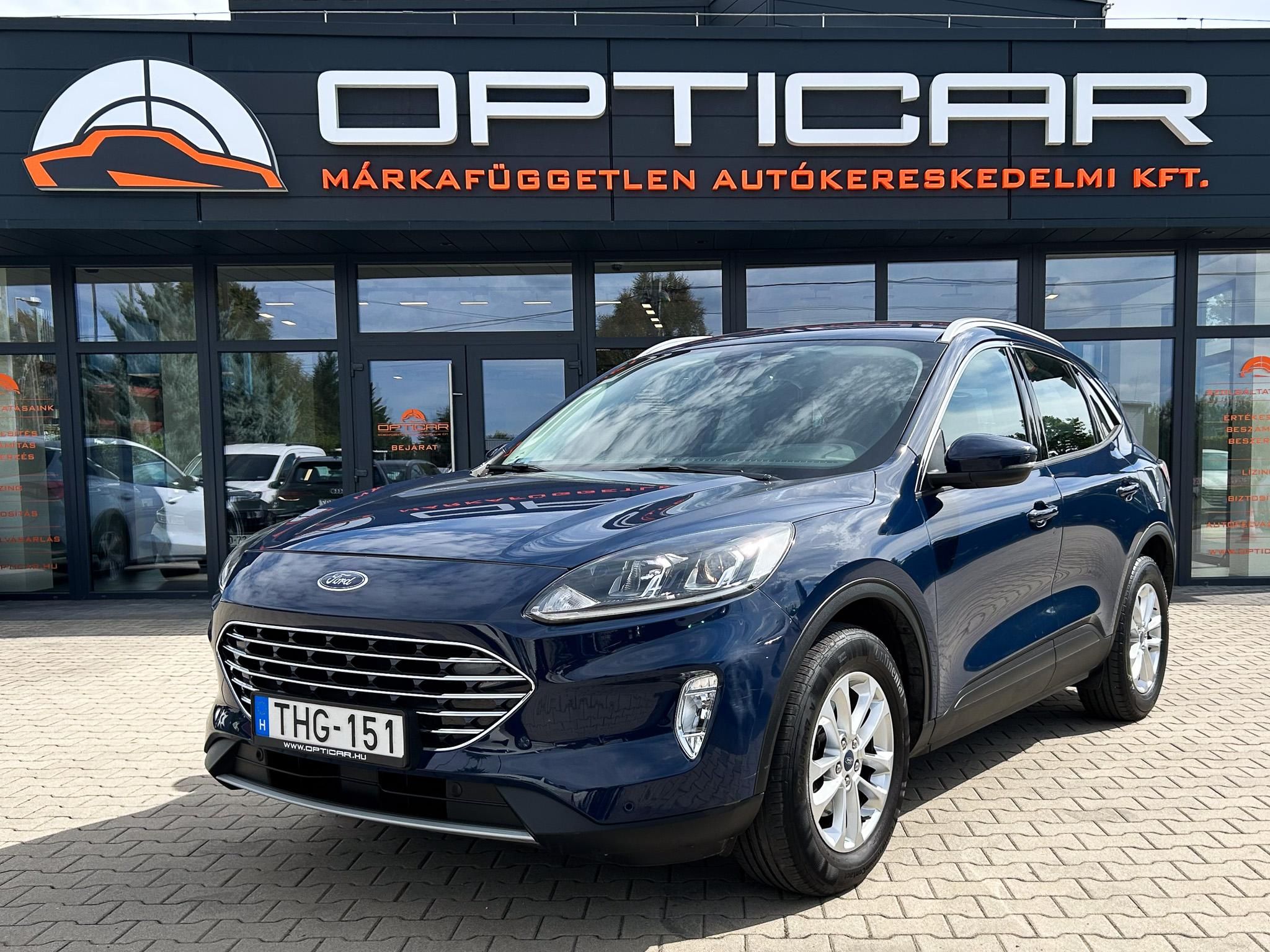 autó főképe