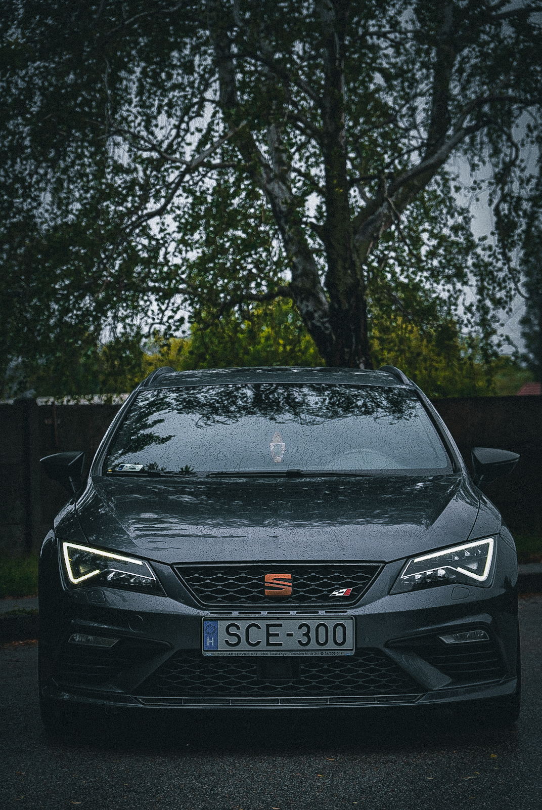 autó főképe
