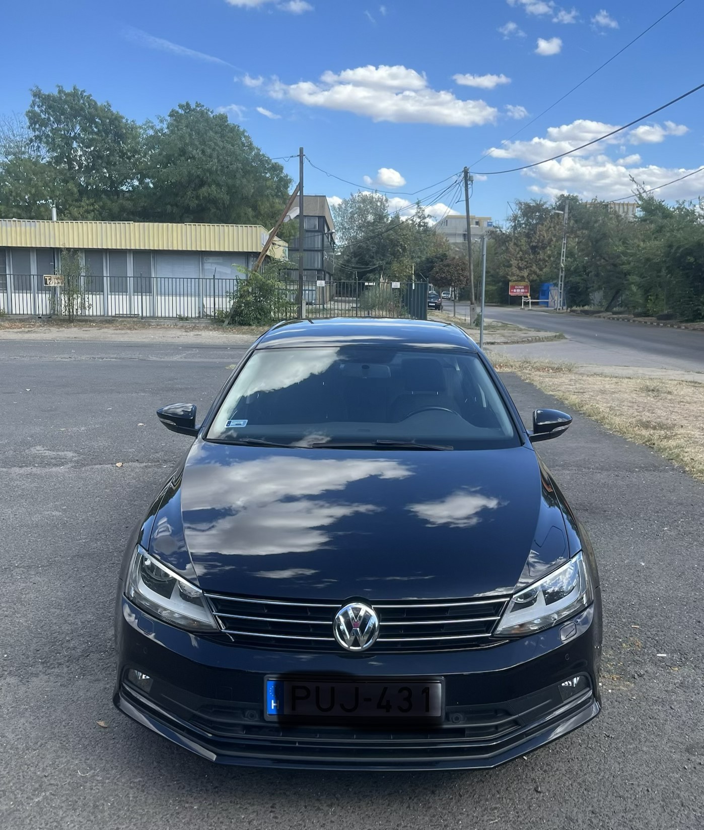 autó főképe