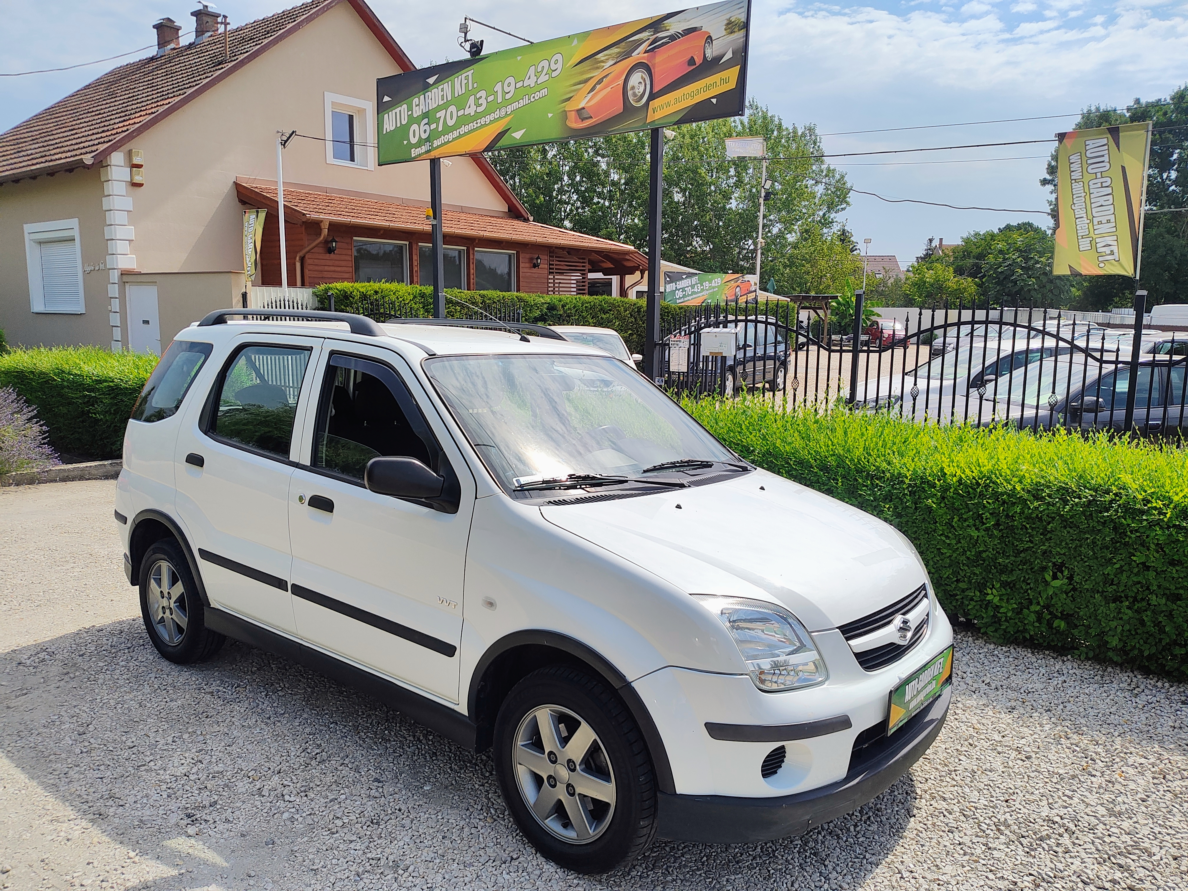 autó főképe