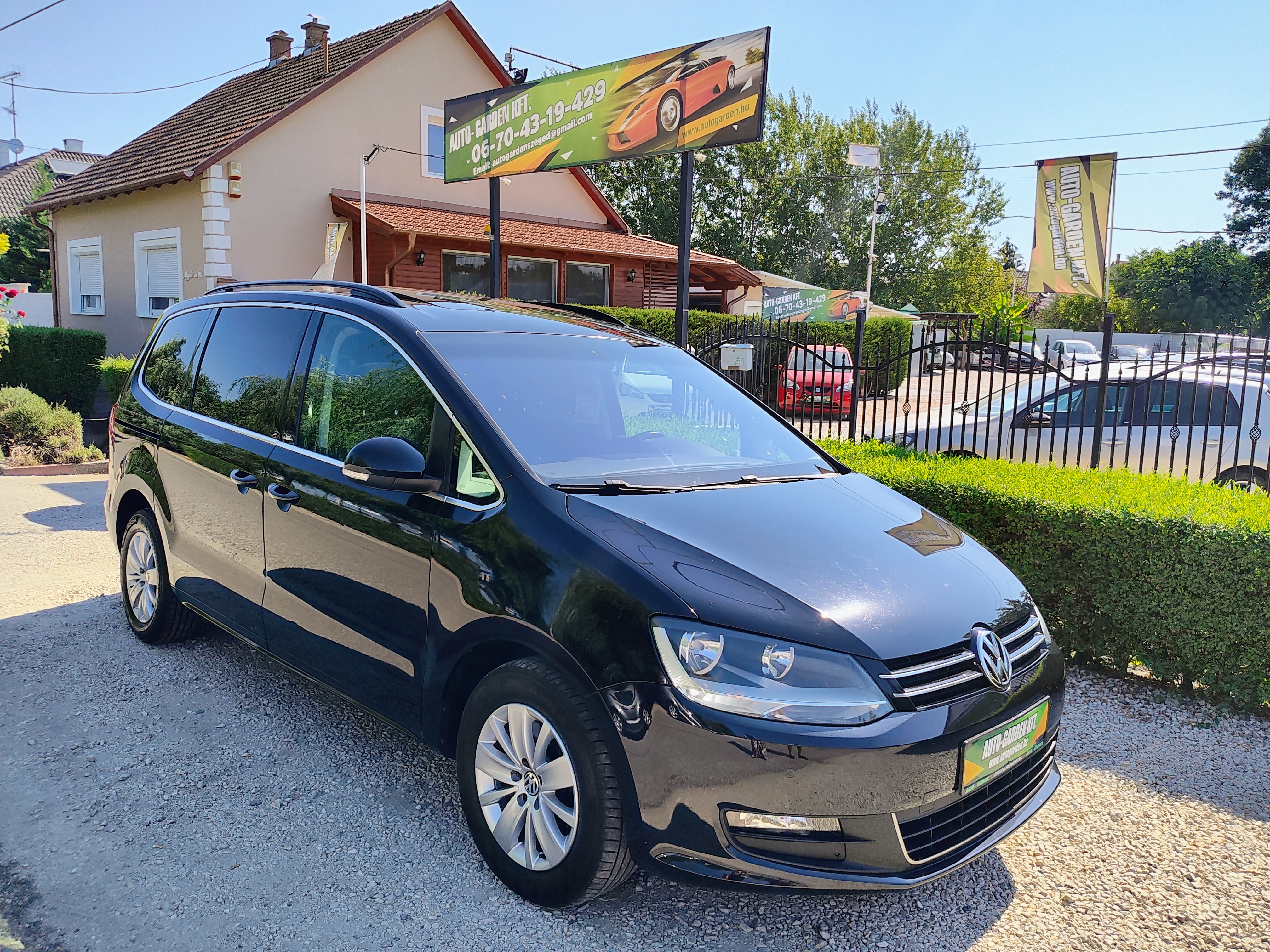 autó főképe